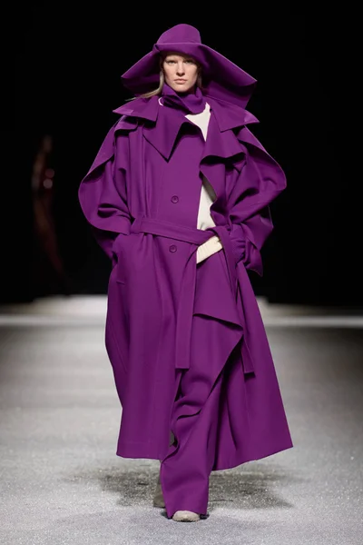Look 47